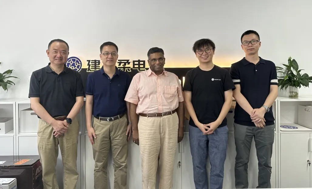 BABELFLEX 团队合影